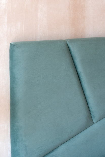 Respaldo de Cama - Modelo Cairo - Felpa menta