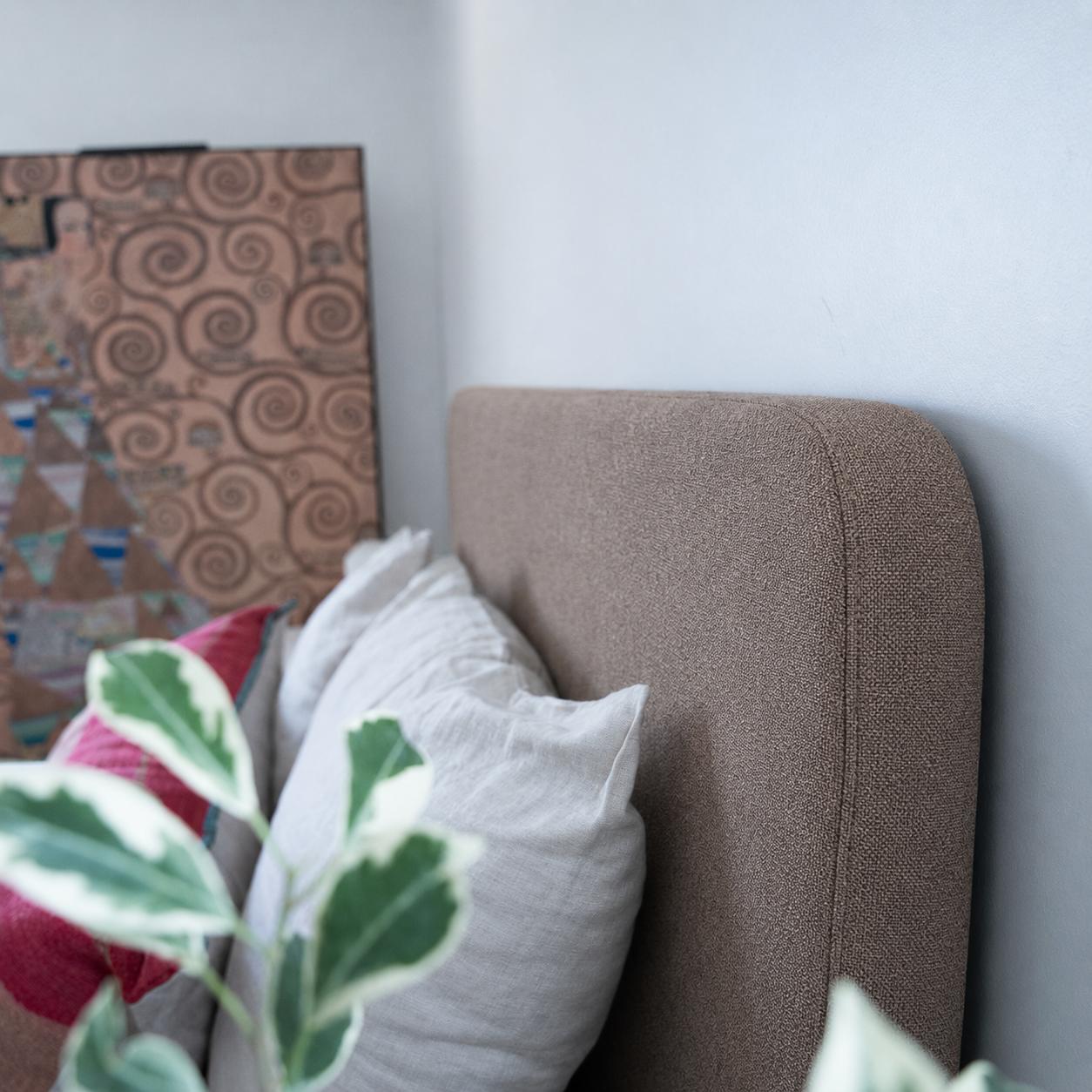 Respaldo de Cama - Modelo Curvo - Tela Velvet Taupe