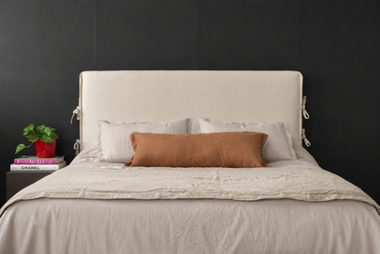Respaldo de cama con funda - Modelo amarras - Tucuman crudo